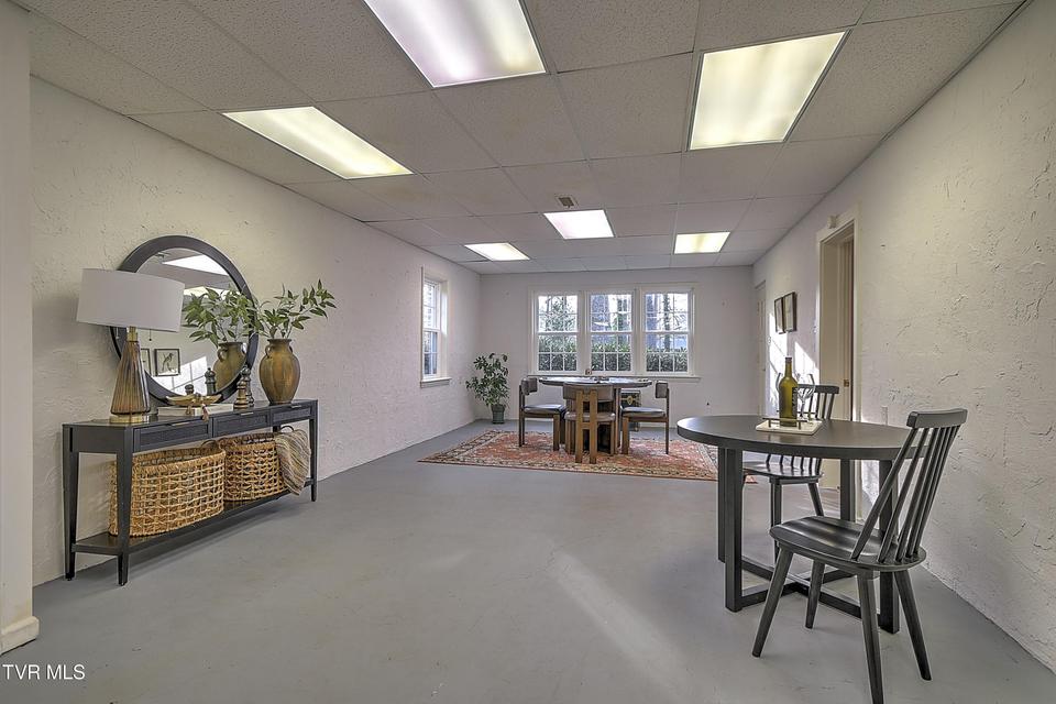 Photo #39: 2041 Edgemont Avenue