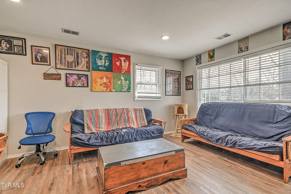 Photo #22: 4006 Englewood Boulevard