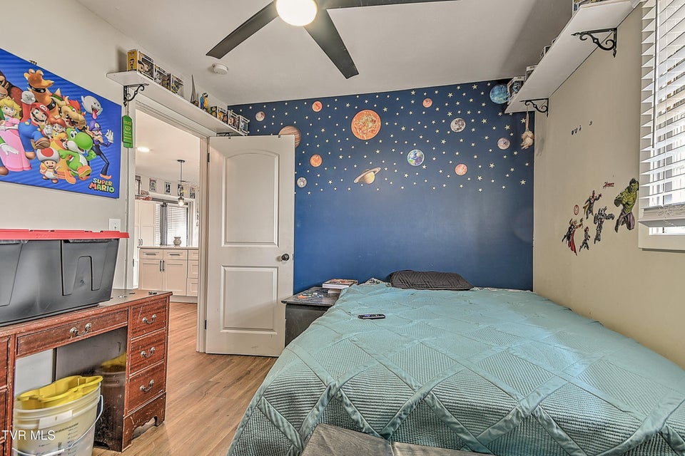 Photo #29: 4006 Englewood Boulevard