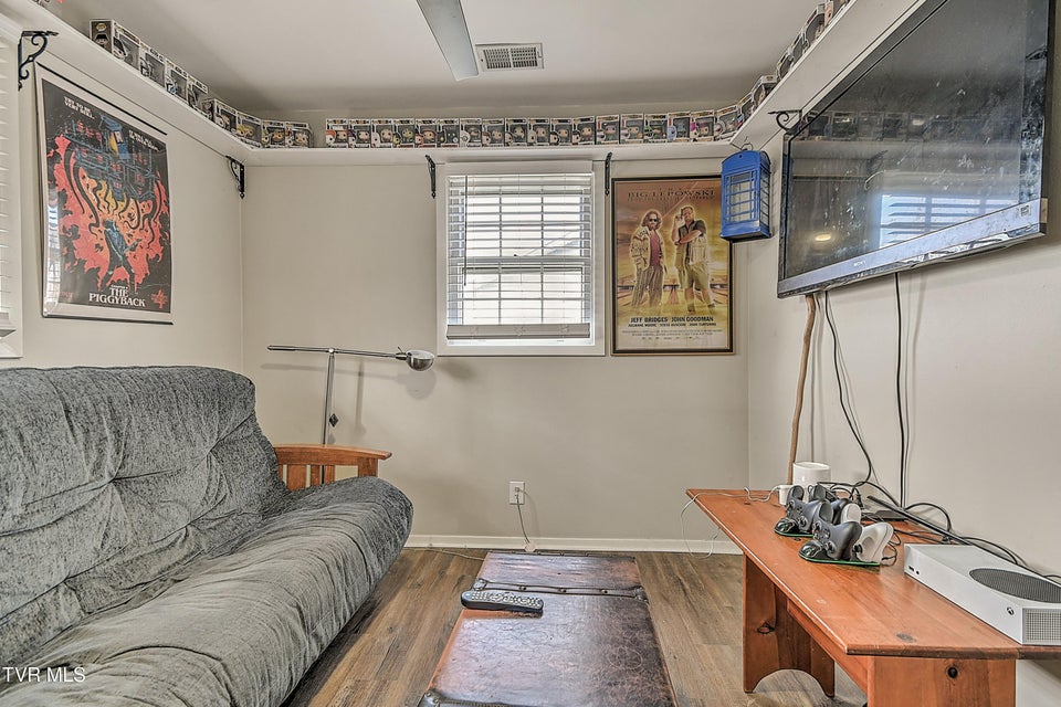 Photo #20: 4006 Englewood Boulevard