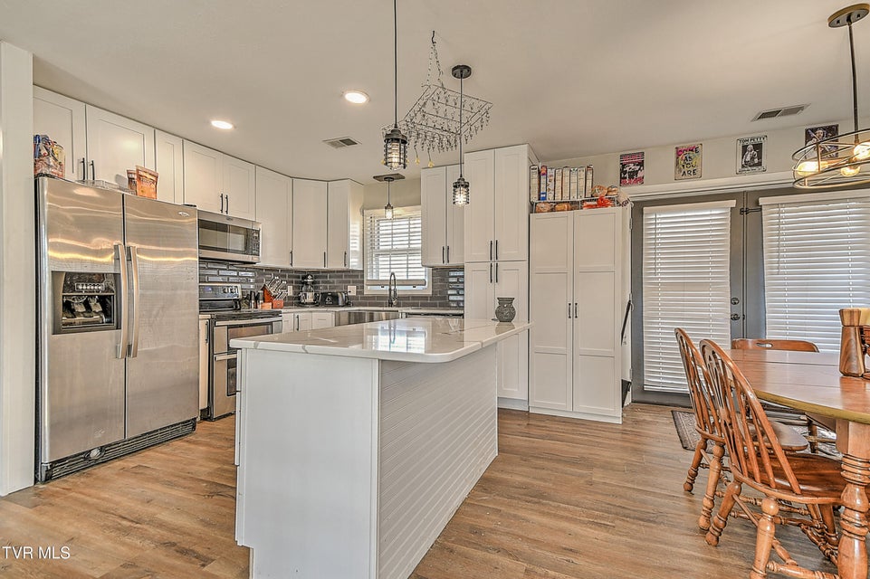 Photo #14: 4006 Englewood Boulevard