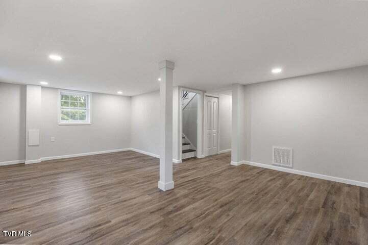 Photo #38: 4006 Englewood Boulevard