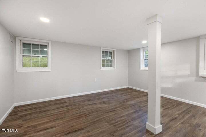 Photo #39: 4006 Englewood Boulevard