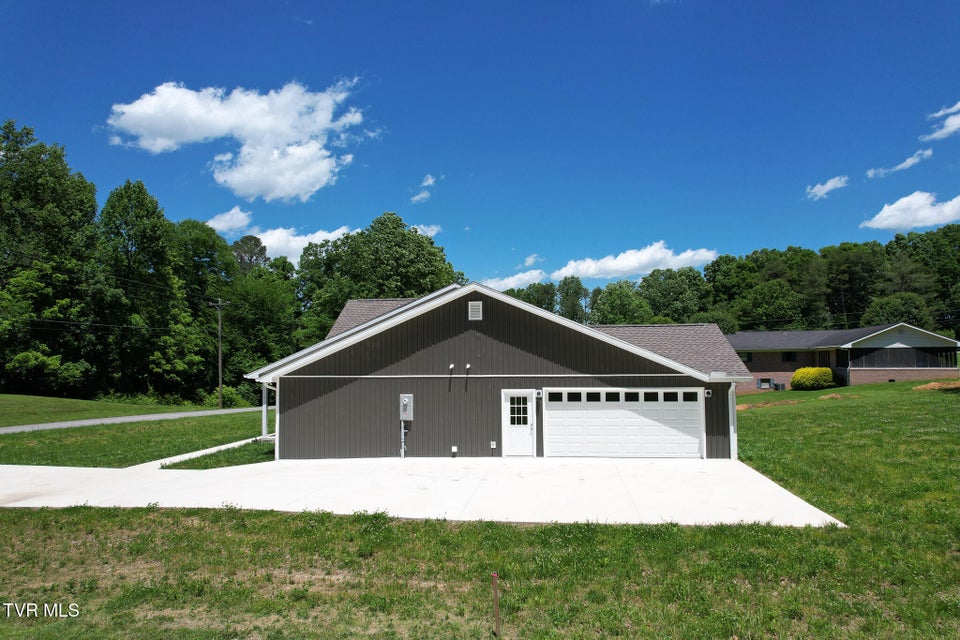 Photo #4: 960 Allens Bridge Road