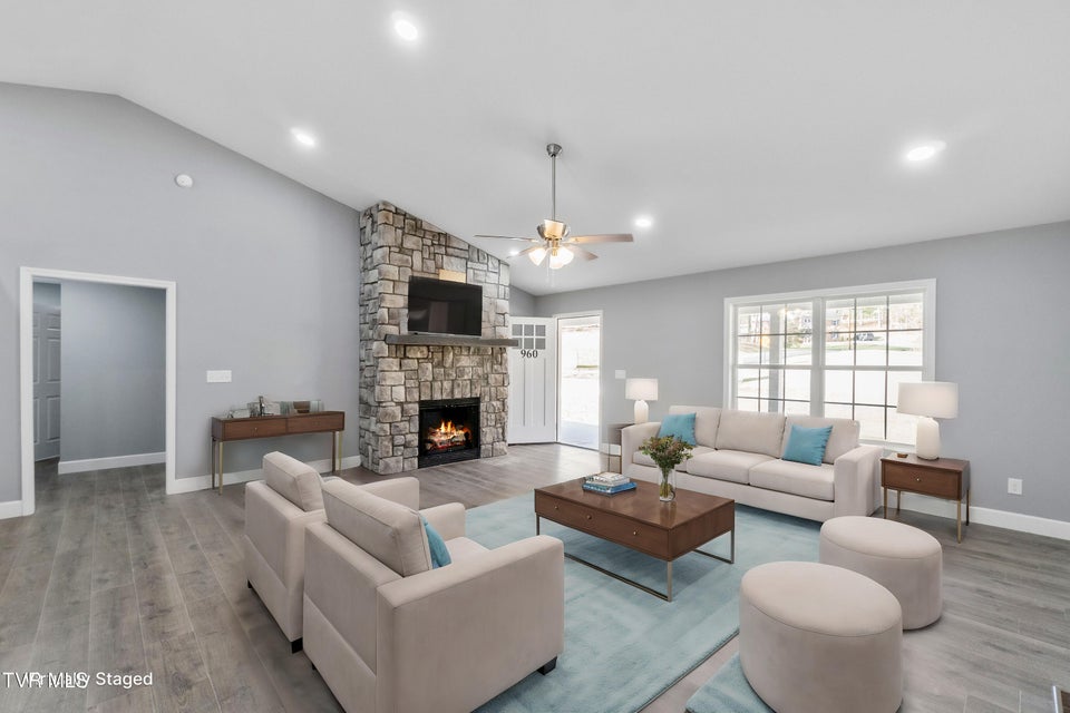 Photo #5: 960 Allens Bridge Road