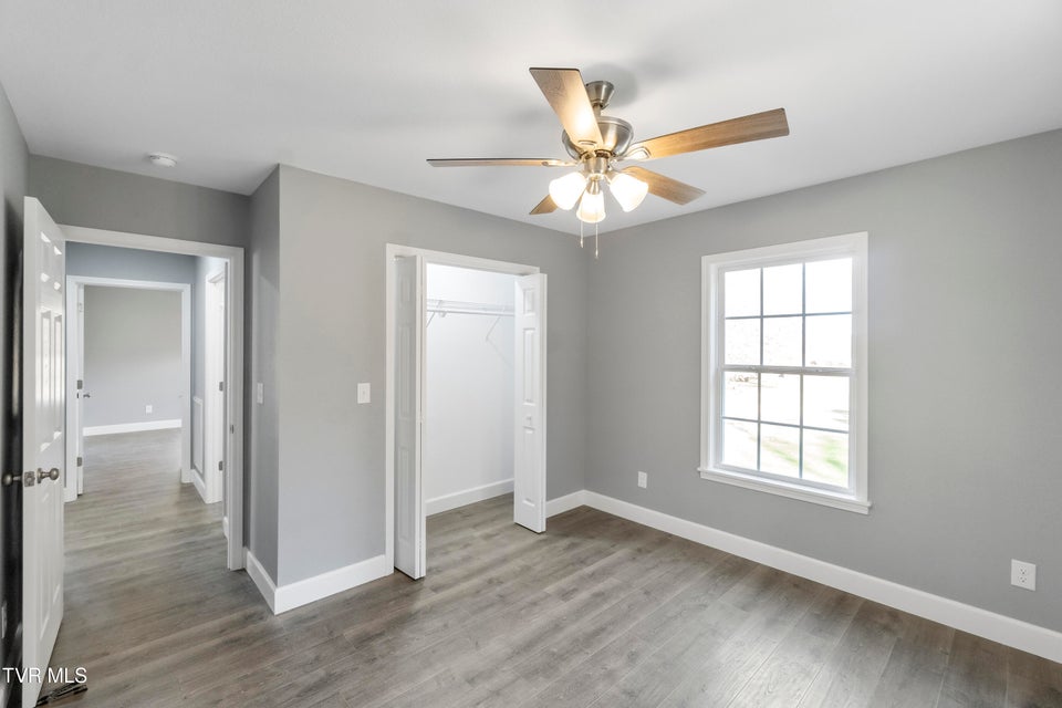 Photo #28: 960 Allens Bridge Road