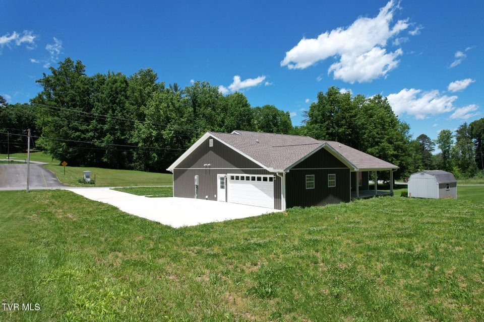 Photo #39: 960 Allens Bridge Road