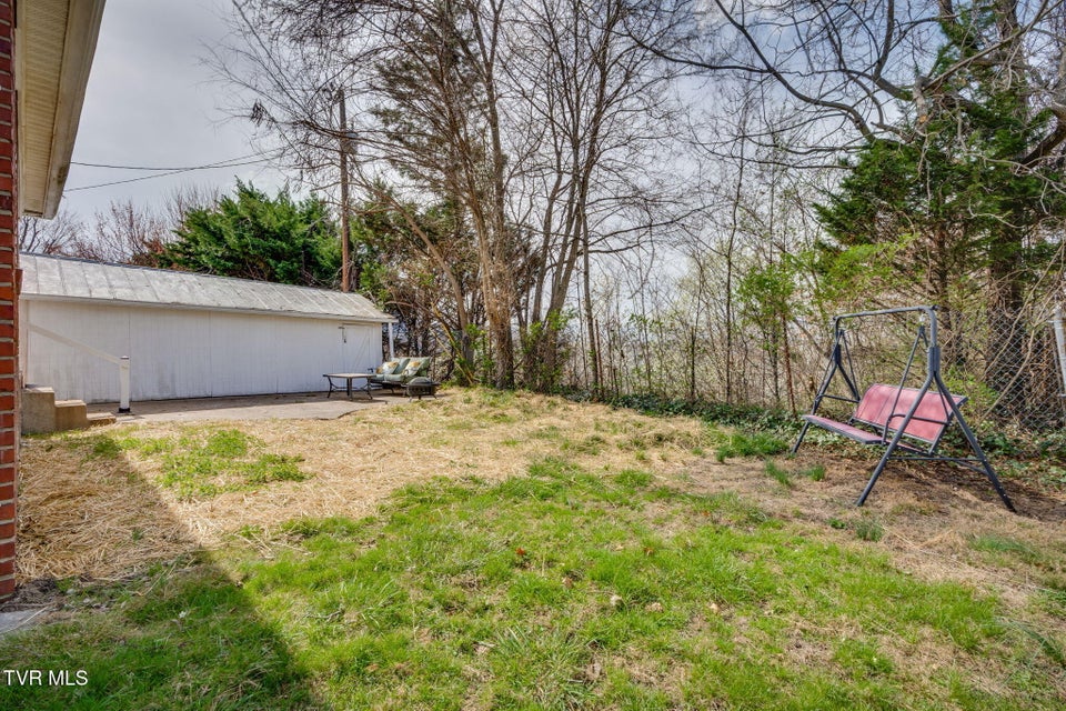 Photo #5: 910 Birch Street