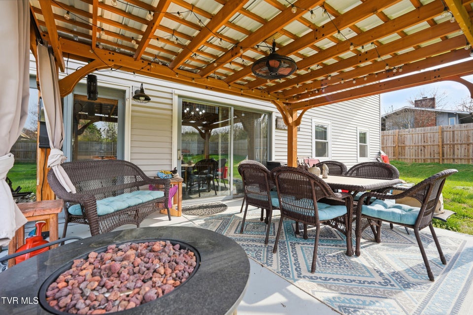 Photo #34: 6320 Booth Court