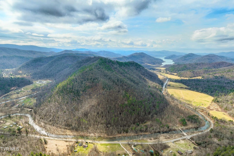 Photo #2: 9613 Roan Creek Road