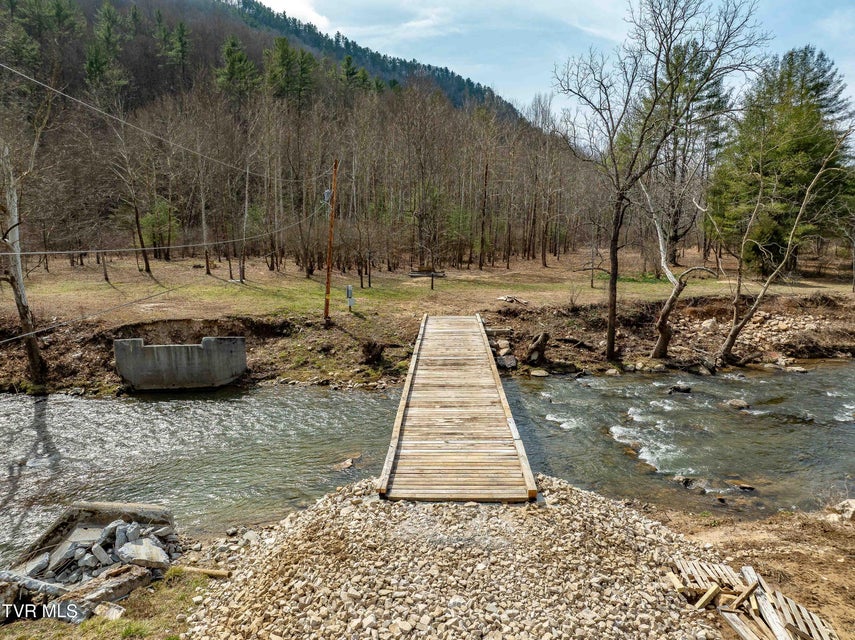 Photo #13: 9613 Roan Creek Road