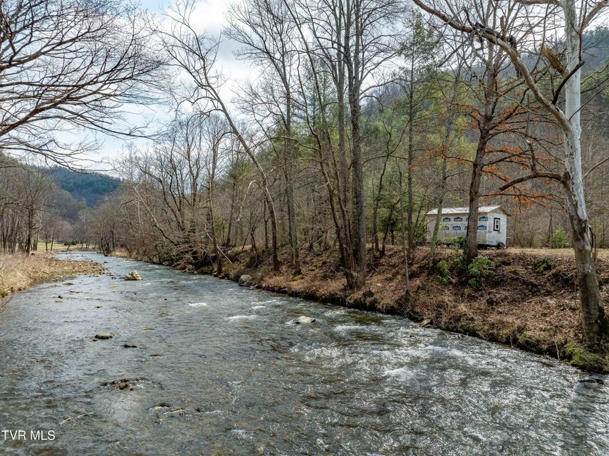 Photo #16: 9613 Roan Creek Road