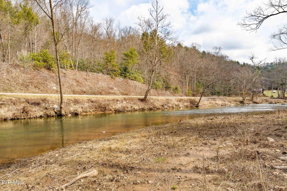 Photo #49: 9613 Roan Creek Road