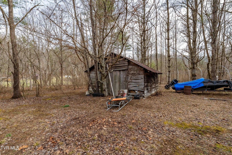 Photo #64: 9613 Roan Creek Road