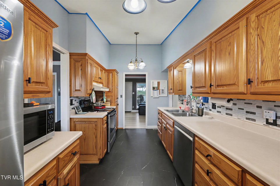 Photo #16: 312 Hope Road