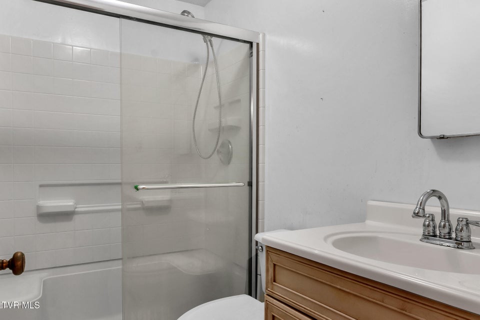 Photo #12: 471 Seneker Lane