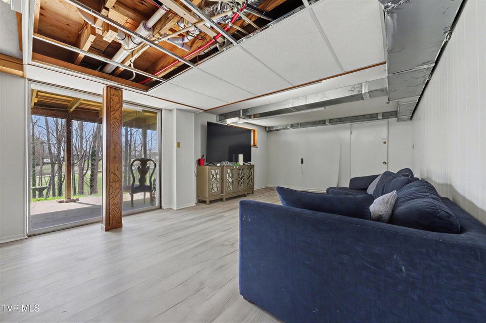 Photo #36: 312 Hope Road