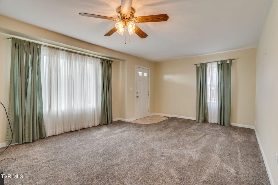 Photo #6: 241 Fontana Street