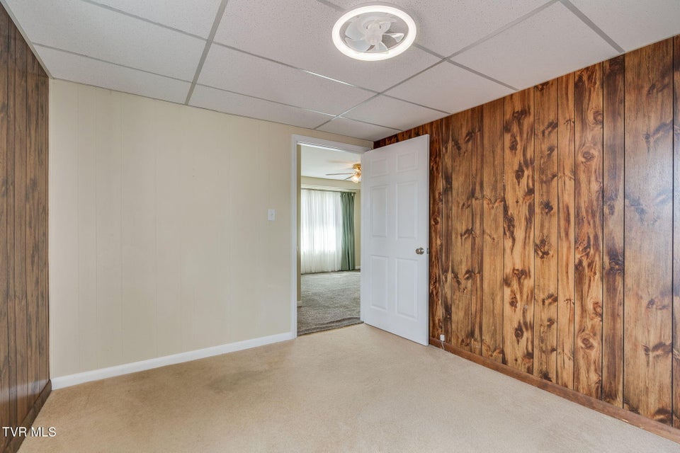 Photo #17: 241 Fontana Street