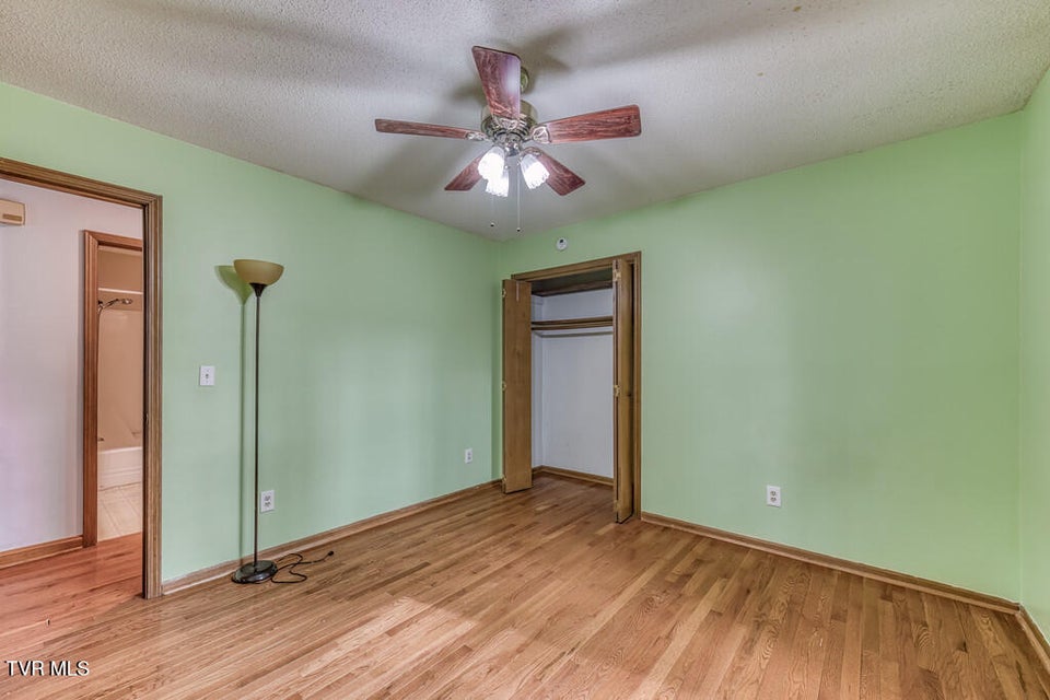 Photo #32: 2201 Nantucket Road