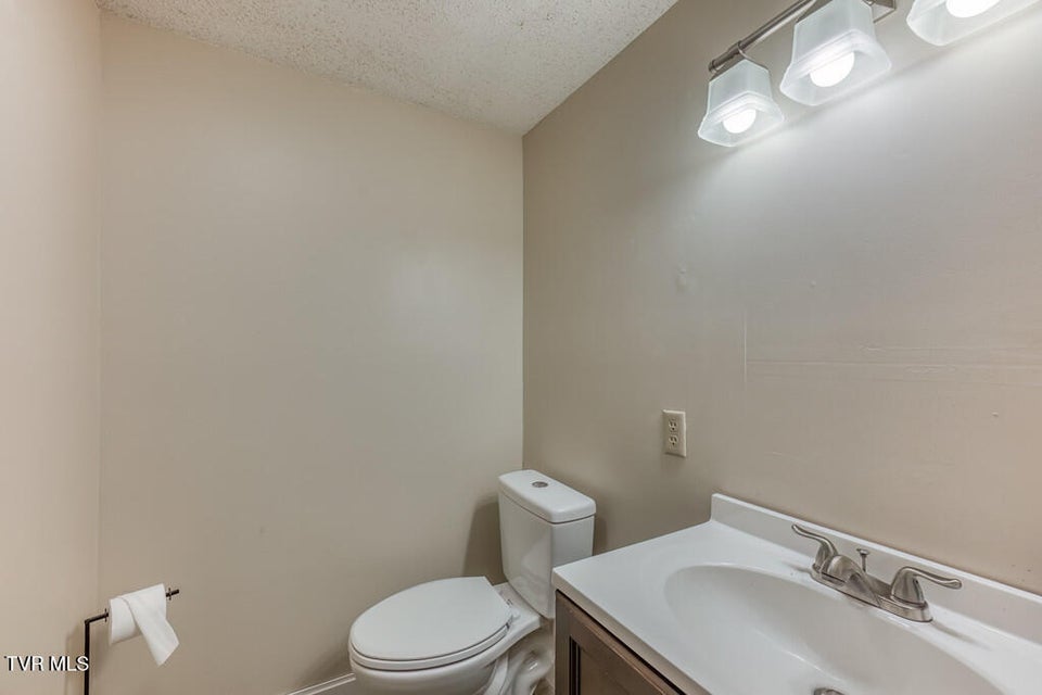 Photo #36: 2201 Nantucket Road