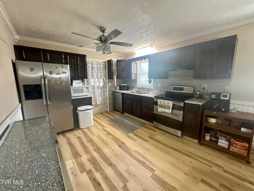 Photo #7: 118 Bright Ridge Court