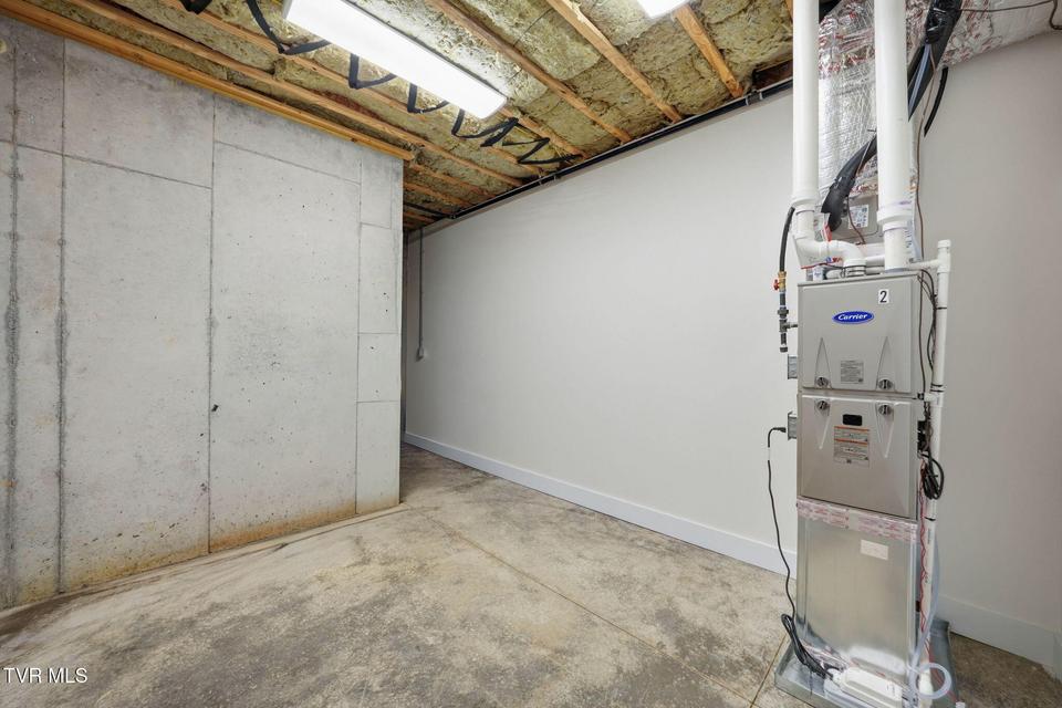 Photo #57: 1082 Brumit 