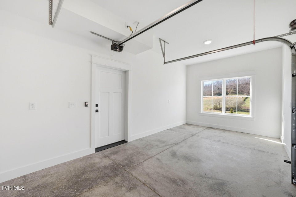 Photo #56: 1082 Brumit 