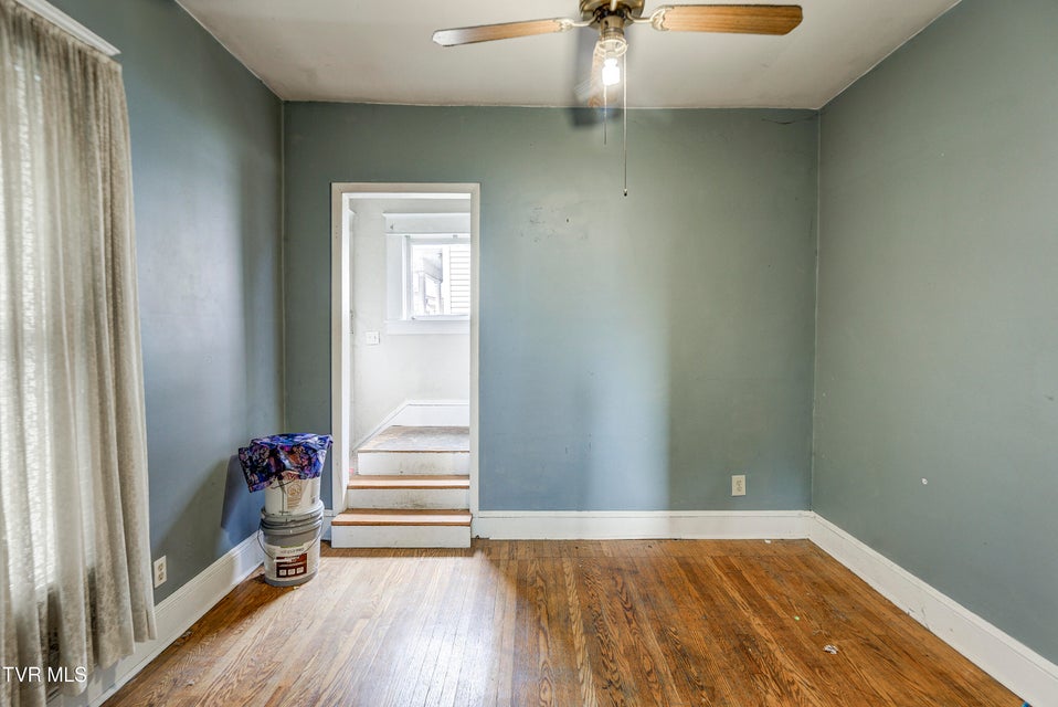 Photo #13: 124 Elm Avenue