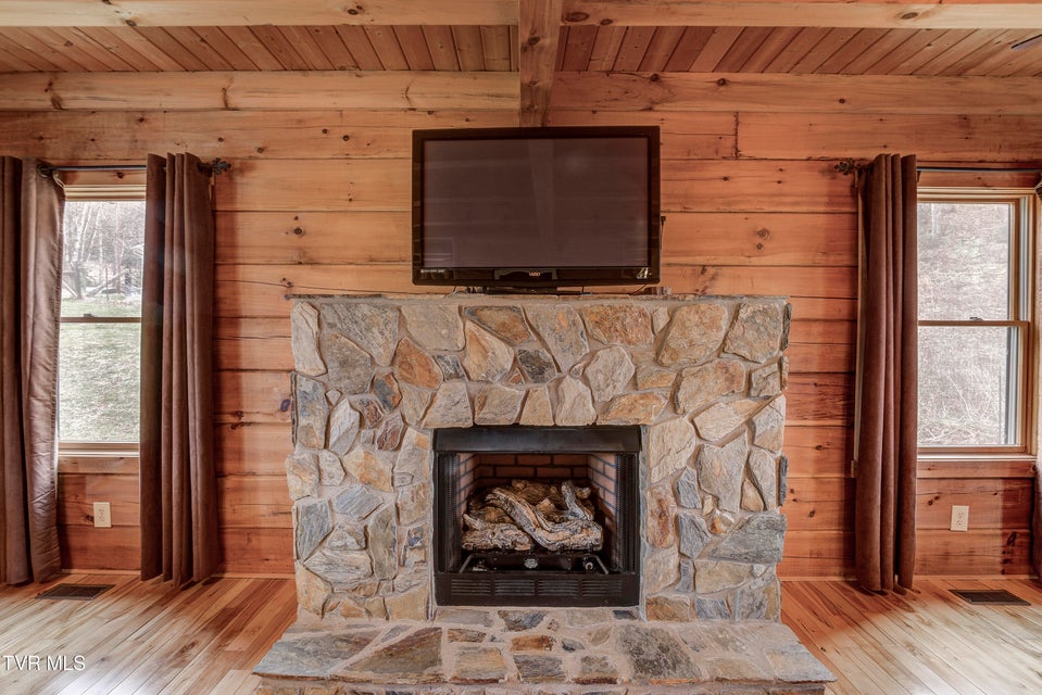 Photo #18: 522 Deer Haven Road