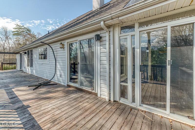 Photo #55: 8 University Place