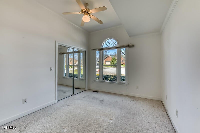 Photo #36: 8 University Place