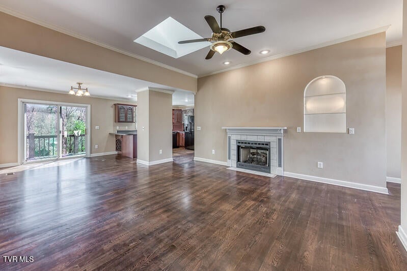 Photo #7: 8 University Place