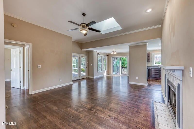 Photo #4: 8 University Place