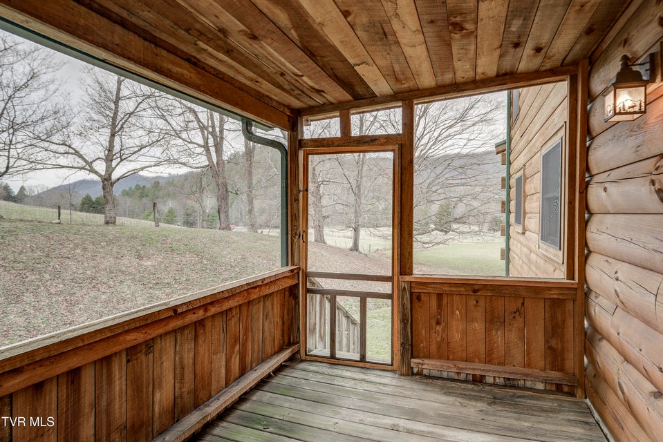 Photo #51: 522 Deer Haven Road