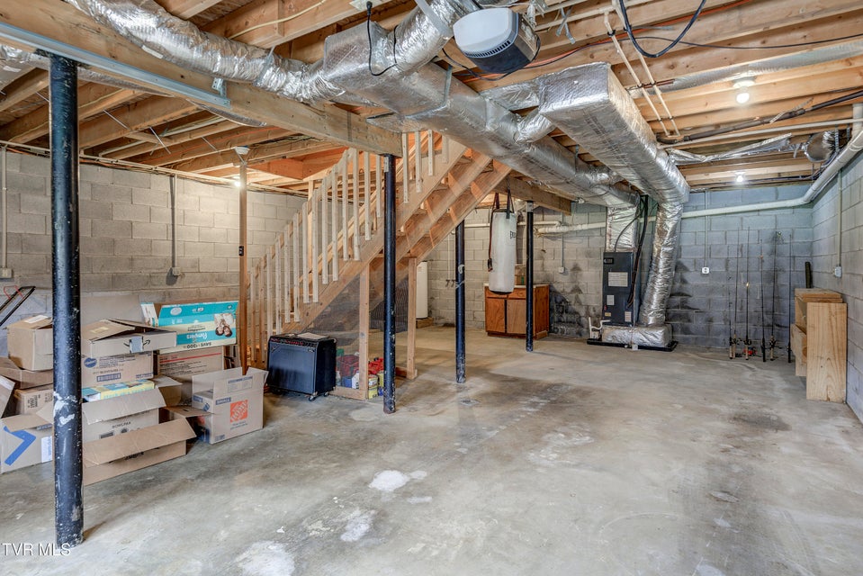 Photo #47: 522 Deer Haven Road