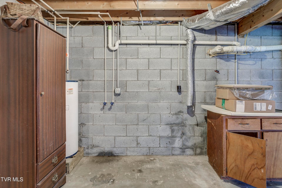 Photo #48: 522 Deer Haven Road