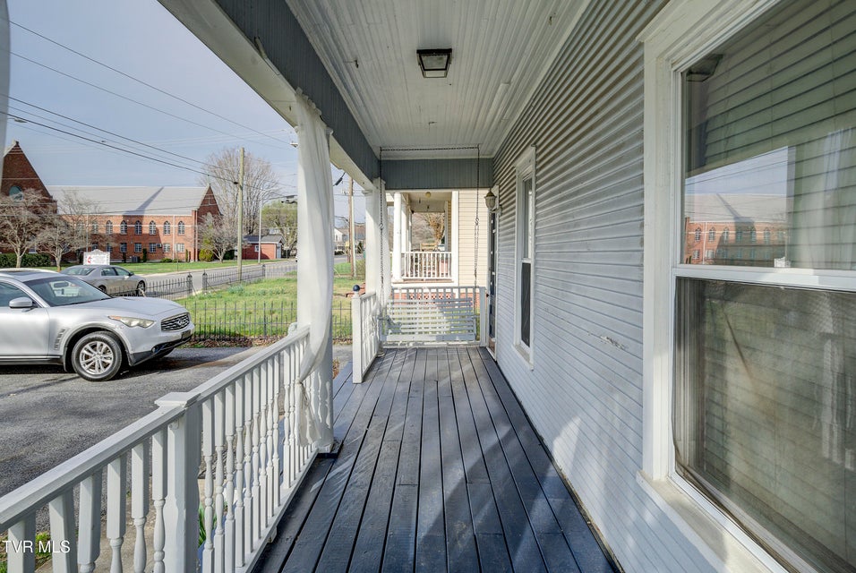 Photo #41: 124 Elm Avenue