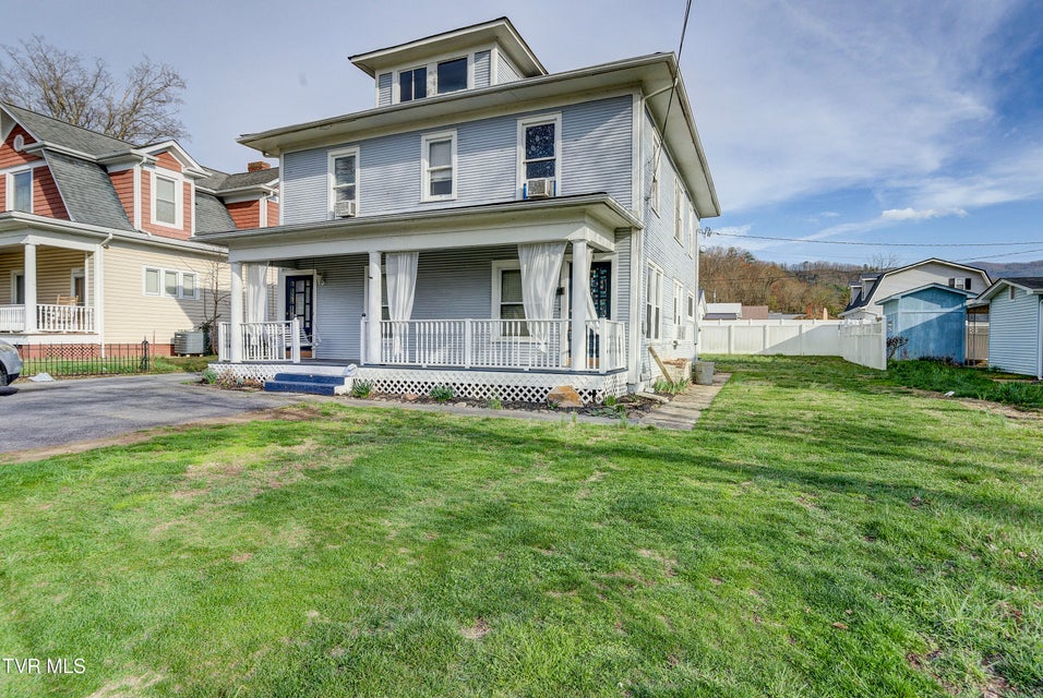 Photo #43: 124 Elm Avenue