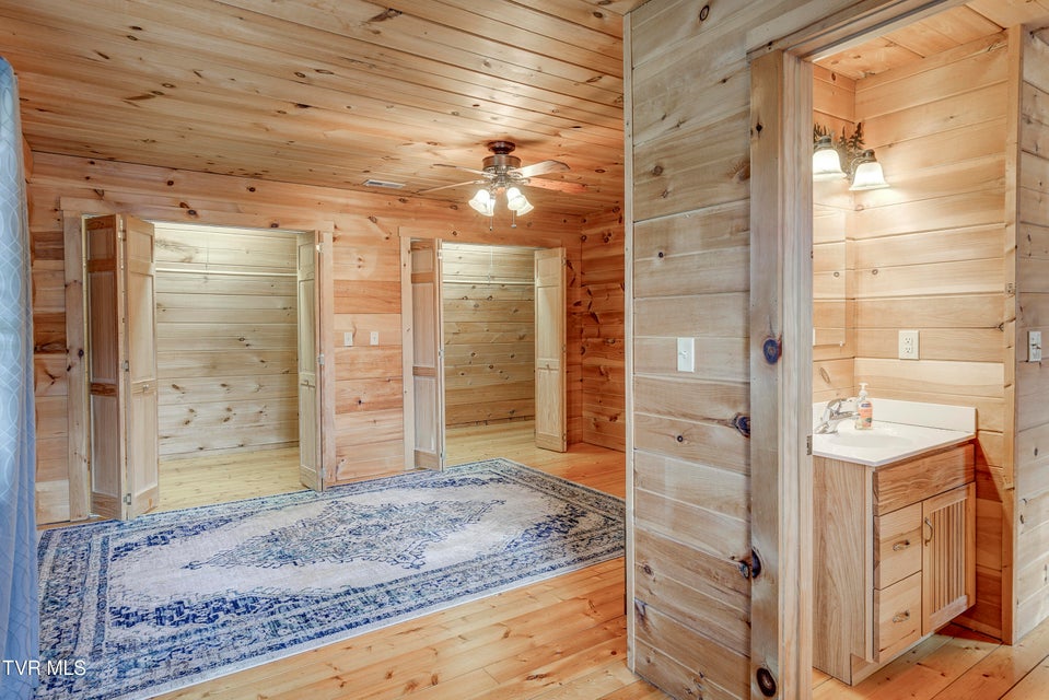 Photo #38: 522 Deer Haven Road