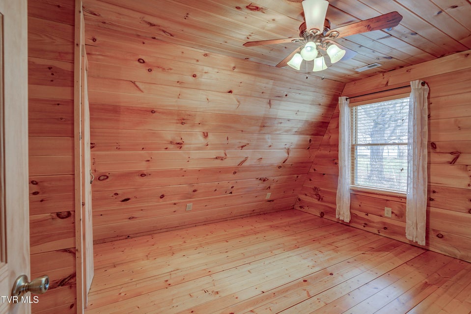 Photo #42: 522 Deer Haven Road