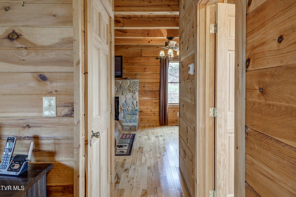 Photo #28: 522 Deer Haven Road