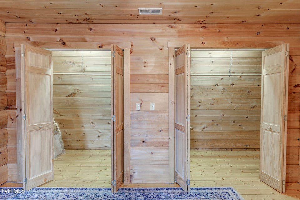 Photo #33: 522 Deer Haven Road