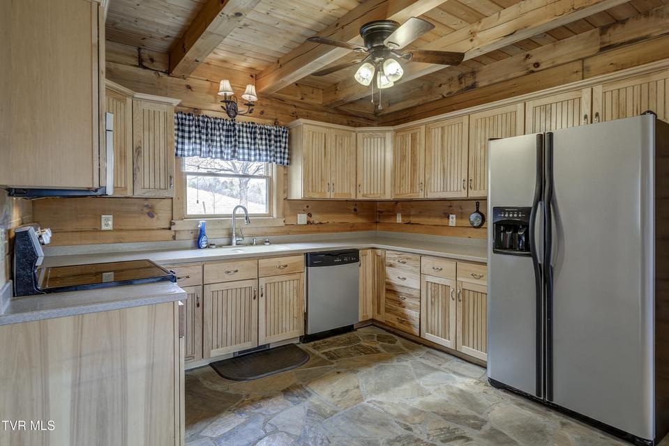 Photo #24: 522 Deer Haven Road