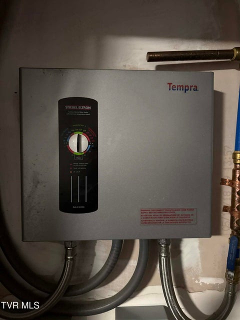 Photo #22: 620 Gilley Avenue