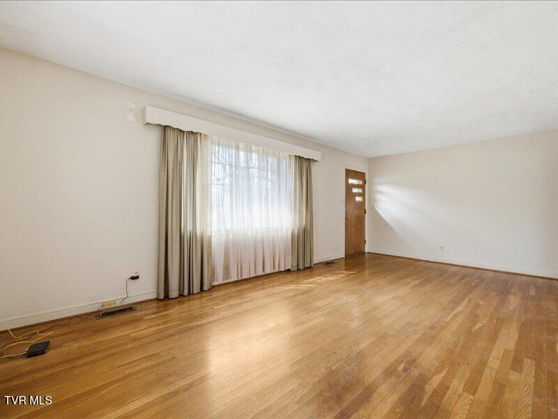 Photo #14: 313 Belmont Drive