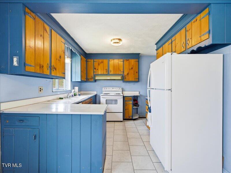 Photo #17: 313 Belmont Drive