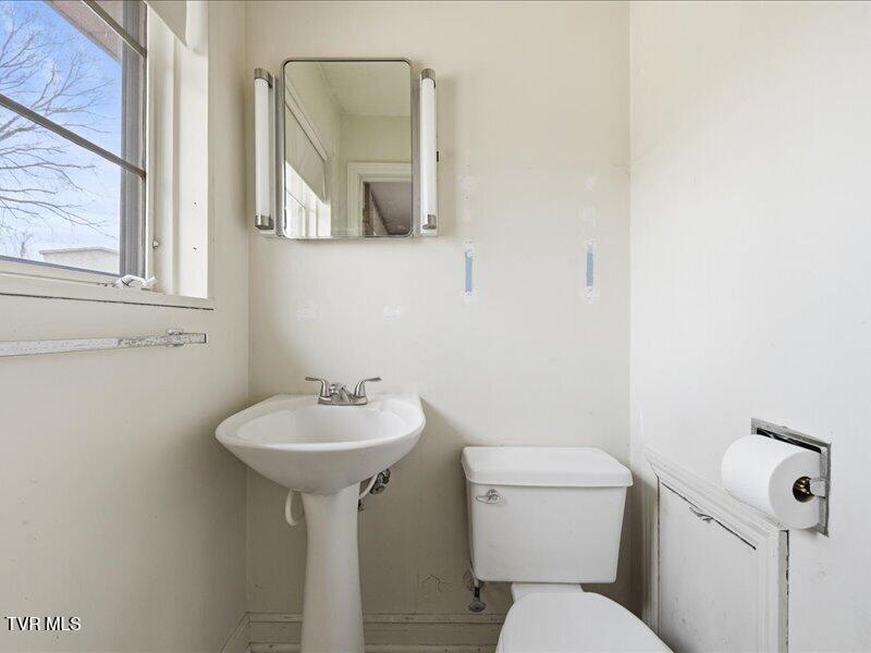 Photo #25: 313 Belmont Drive