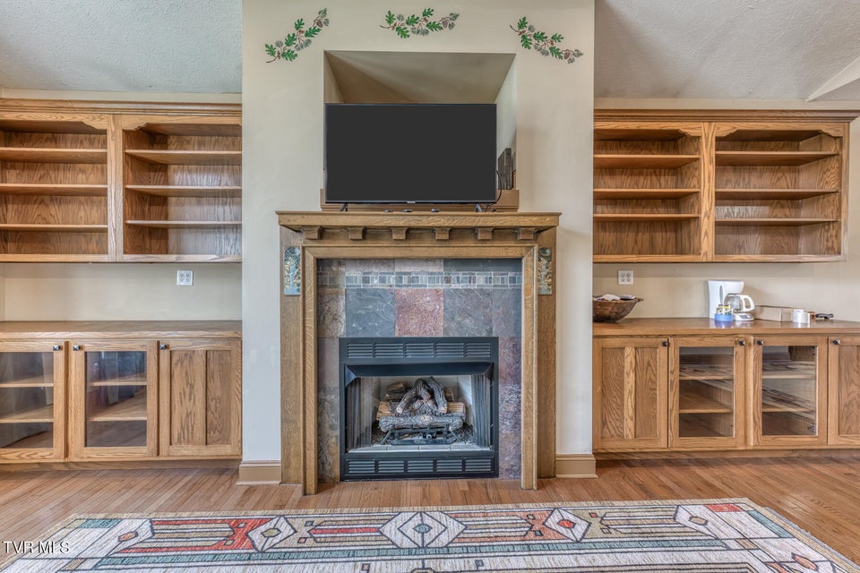 Photo #10: 107 Asher Court