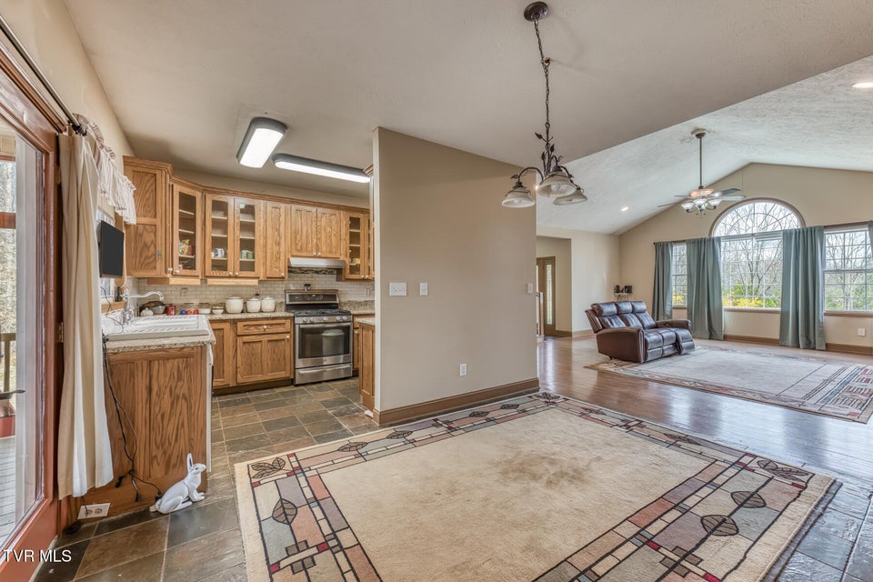 Photo #15: 107 Asher Court